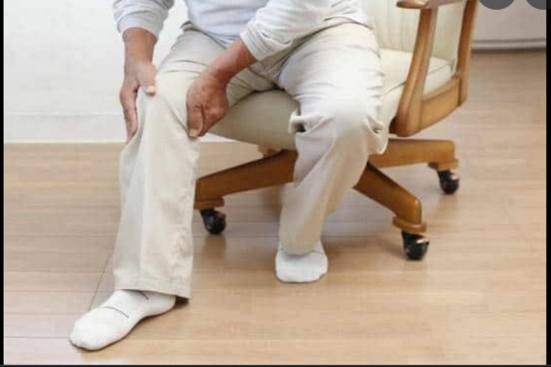 Ból nóg w pozycji leżącej: przyczyna i najlepsze rozwiązania