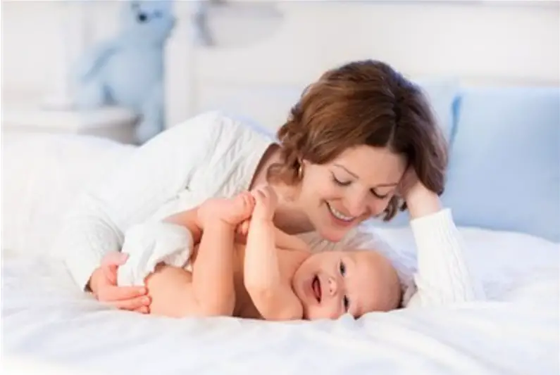 Co to jest urlop macierzyński? Wszystko co musisz wiedzieć