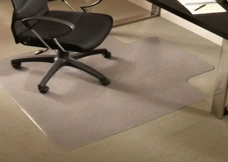 Jak powstrzymać rozkładane fotele przed poruszaniem się po dywanach i dywanikach?