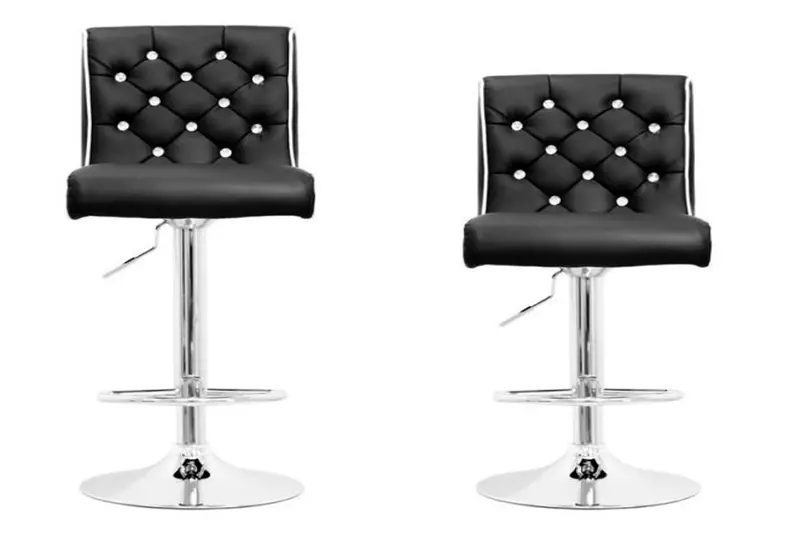 Jak przekonwertować kwadratowy stołek barowy na krzesło obrotowe?