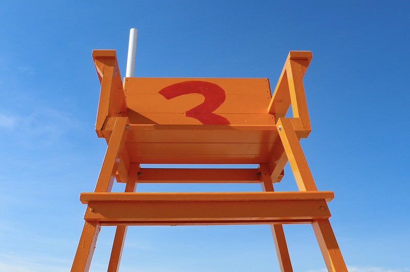 Jak zbudować krzesło ratownika od podstaw w 7 prostych krokach?