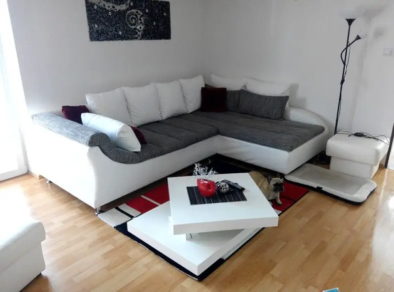 Jaka gęstość pianki do poduszek na sofę: przewodnik zakupu