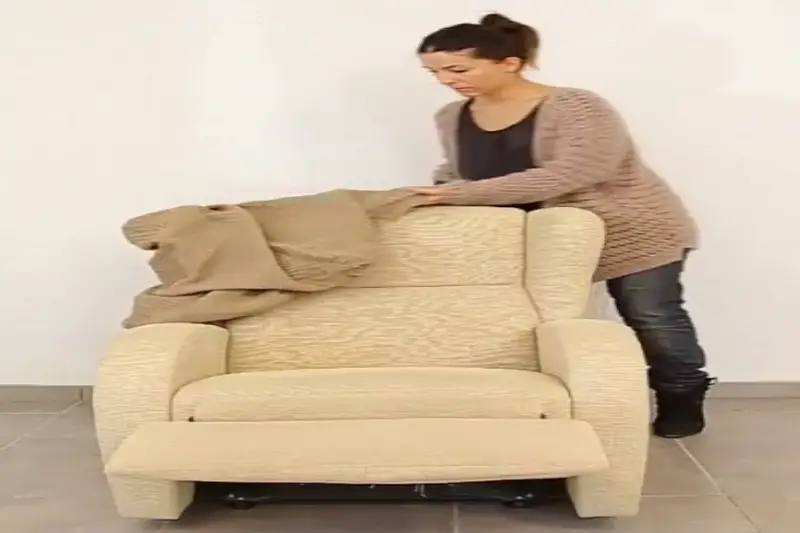 Narzuty na fotele – jak założyć 4-częściowe narzuty na fotele