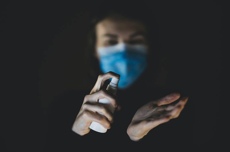 Co zabija zapach pleśni? Łatwy w 5 krokach przewodnik samodzielnego usuwania