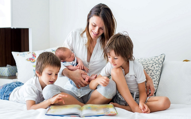 Czego można się spodziewać Książka dla niemowląt? Przewodnik dla nowej mamy