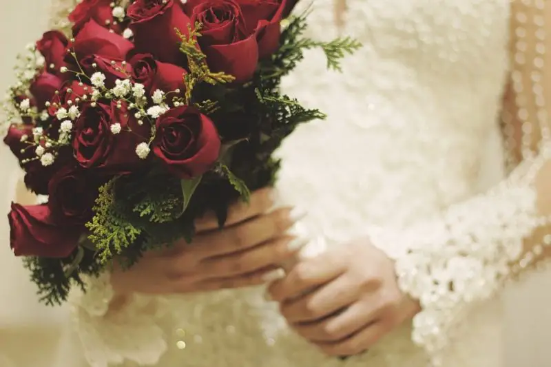 Czego potrzebuje panna młoda w dniu ślubu: 4 rzeczy