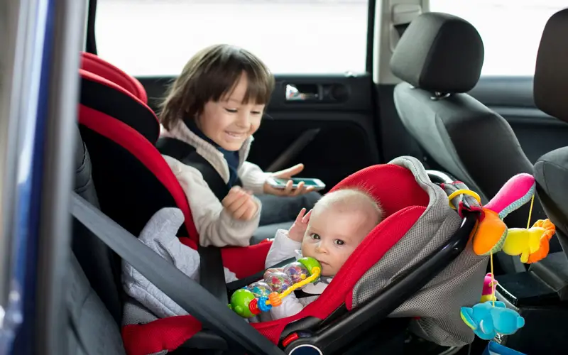 Ile kosztuje wysyłka fotelika samochodowego dla niemowląt? Pomysły
