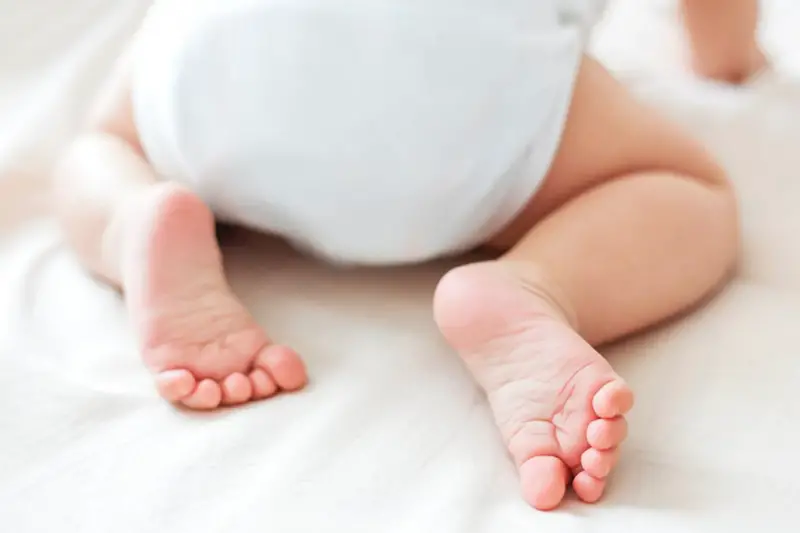 Ile mokrych pieluch dla noworodków karmionych mieszanką? Pomysły