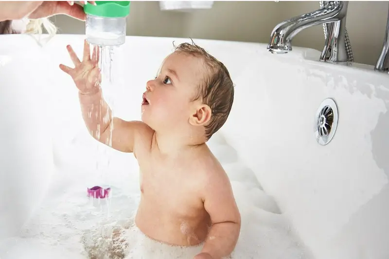 Ile sody oczyszczonej w kąpieli dla dzieci