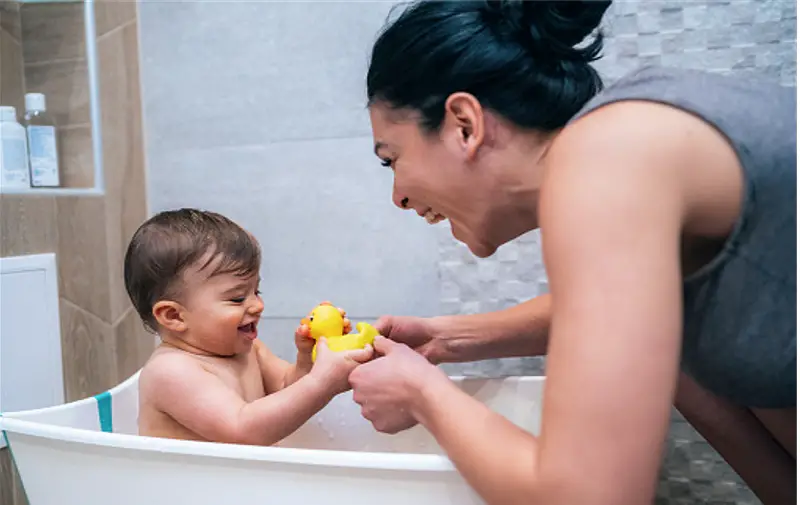 Jak często kąpiel dla niemowląt? Przewodnik
