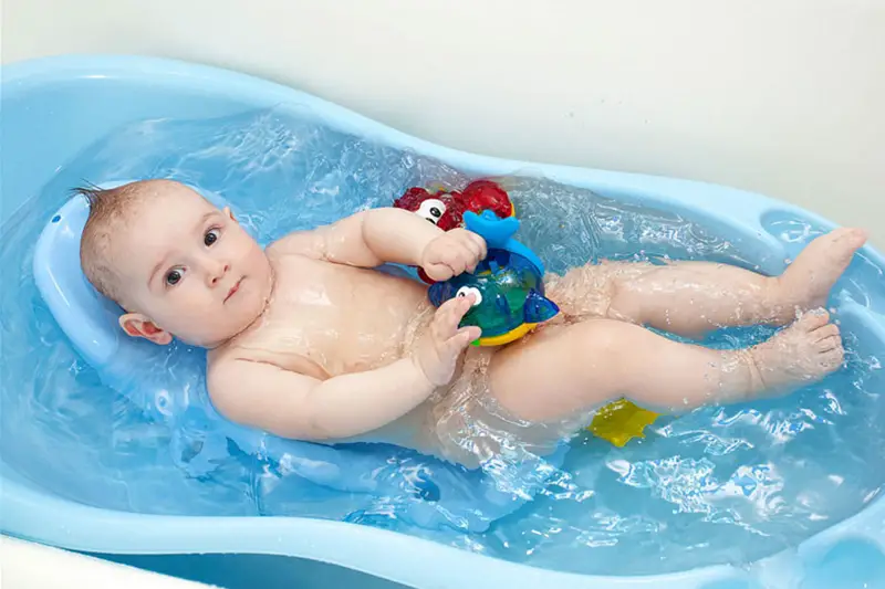Jak czyścić chusteczkę do kąpieli dla niemowląt