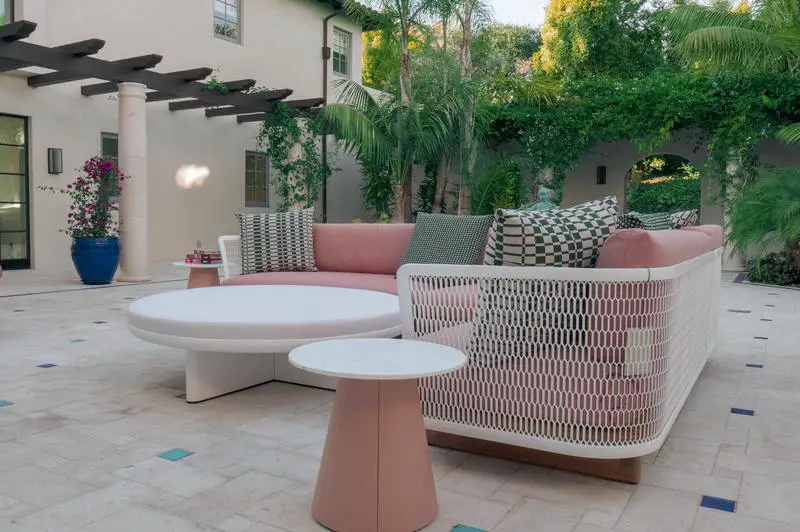 Jak czyścić poduszki na patio za pomocą pleśni: 3 proste sposoby na majsterkowanie?