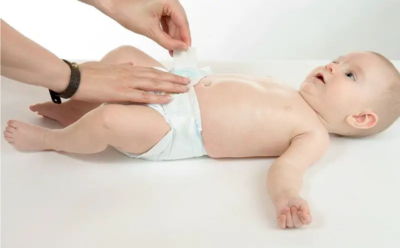 Jak długo dzieci noszą pieluchy dla noworodków? Pomysły