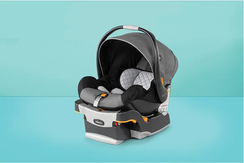 Jak wyregulować paski w foteliku samochodowym Baby Trend?
